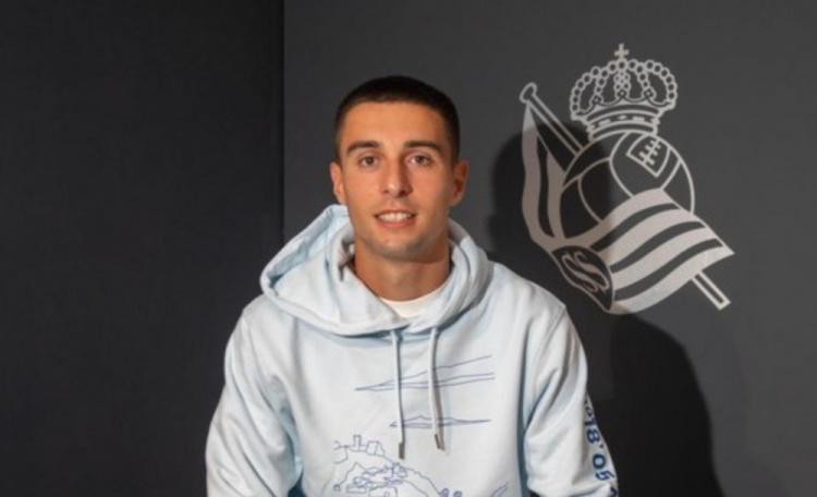 九游app下载最新版本-皇家社会前锋快问快答：偶像是本泽马，希望本周六对皇马时进球