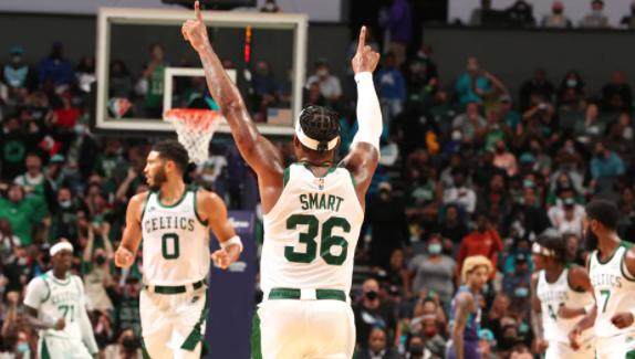 九游app下载最新版本-双探花齐发威绿军无解 加时血战令他们收获信心