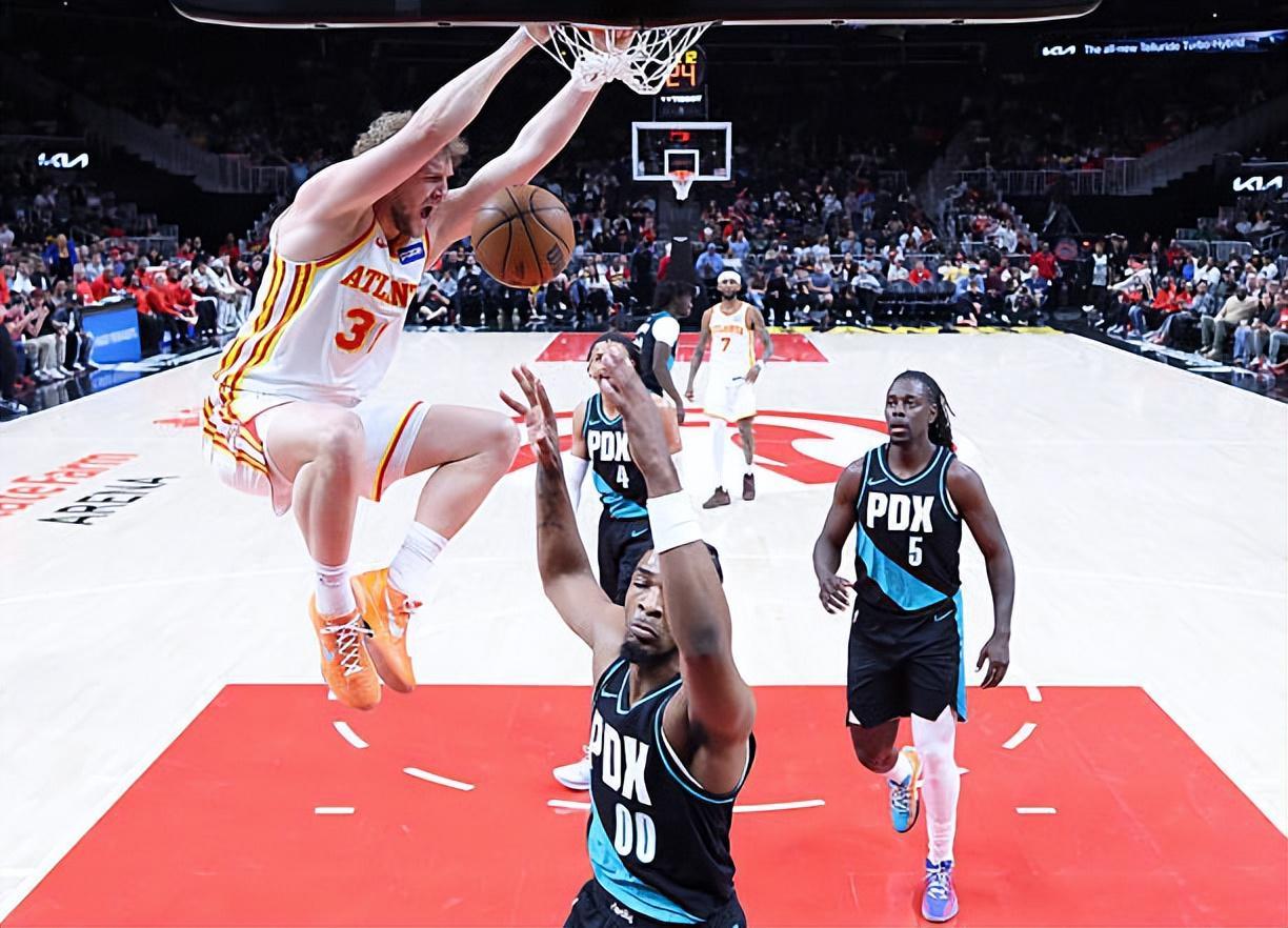 九游app下载最新版本-加盟老鹰后的表现依然出色，前火箭内线的个人能力真是被低估了？